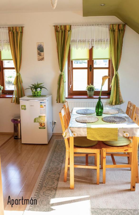 Ferienwohnung Vyprachtice L.V. Exterior foto