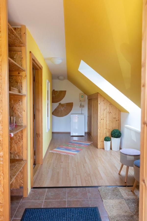 Ferienwohnung Vyprachtice L.V. Exterior foto